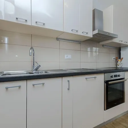 Mimi Apartment Primosten